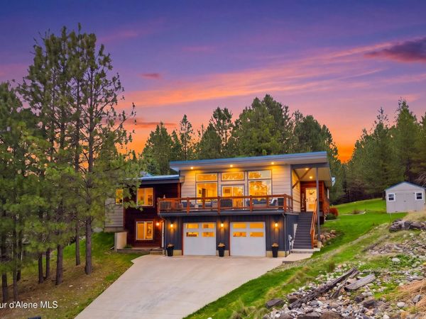 944 N Balcony DR , Coeur d'Alene, ID 83814