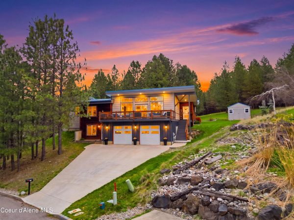 944 N Balcony DR , Coeur d'Alene, ID 83814