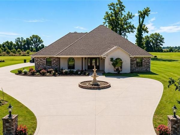 138 ROBINSON Road, Alexandria, LA 71303