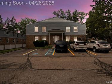 503 E University Drive, Rochester, MI 48307