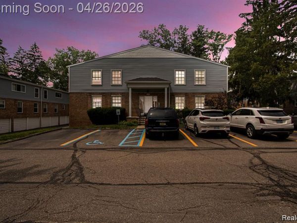 503 E University Drive, Rochester, MI 48307