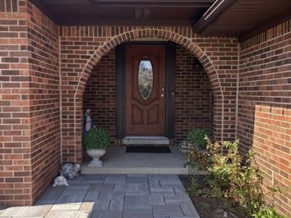 46721 Peach Grove, Macomb Twp, MI 48044