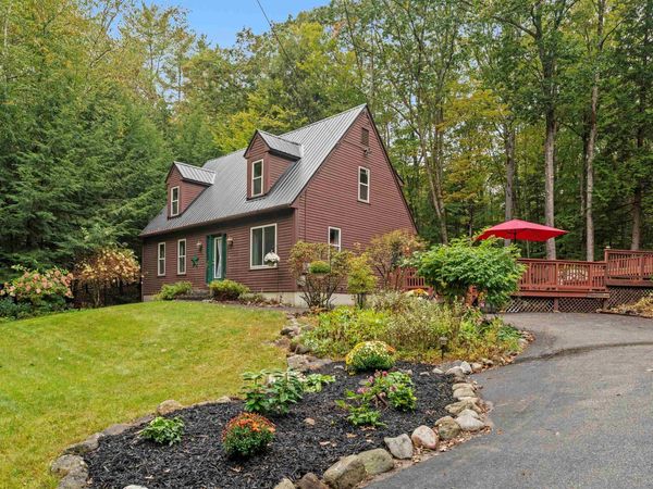 17 Centennial Drive, Webster, NH 03303