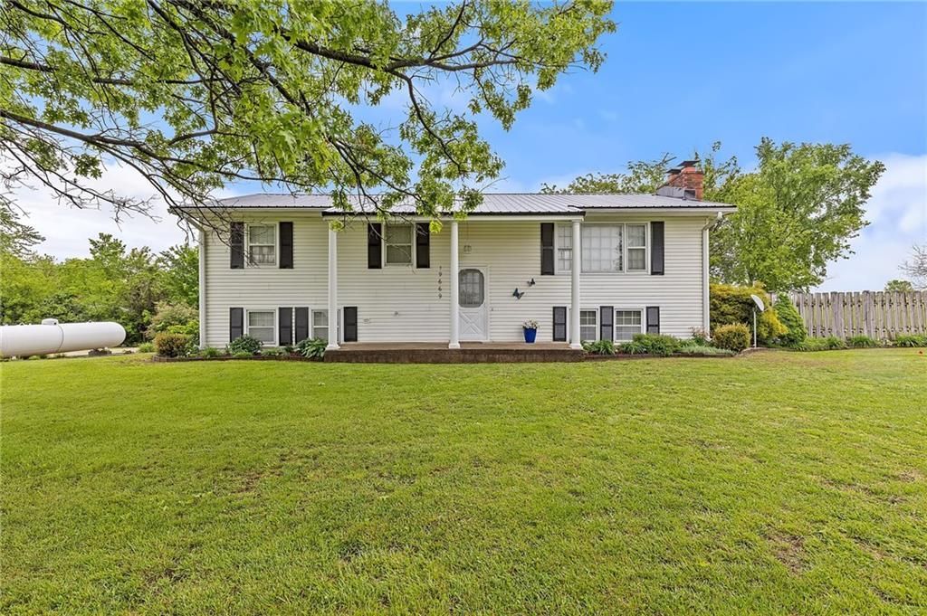 19669 Wilderness Camp Road, Lawson, MO 64062 Main Photo