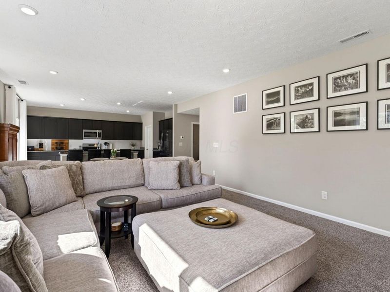 220 Scorsese , Springfield, OH 45505 Photo 28