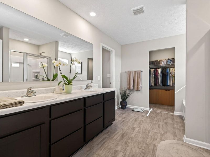 220 Scorsese , Springfield, OH 45505 Photo 8