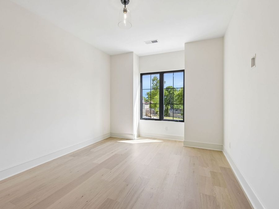 Property Image 67