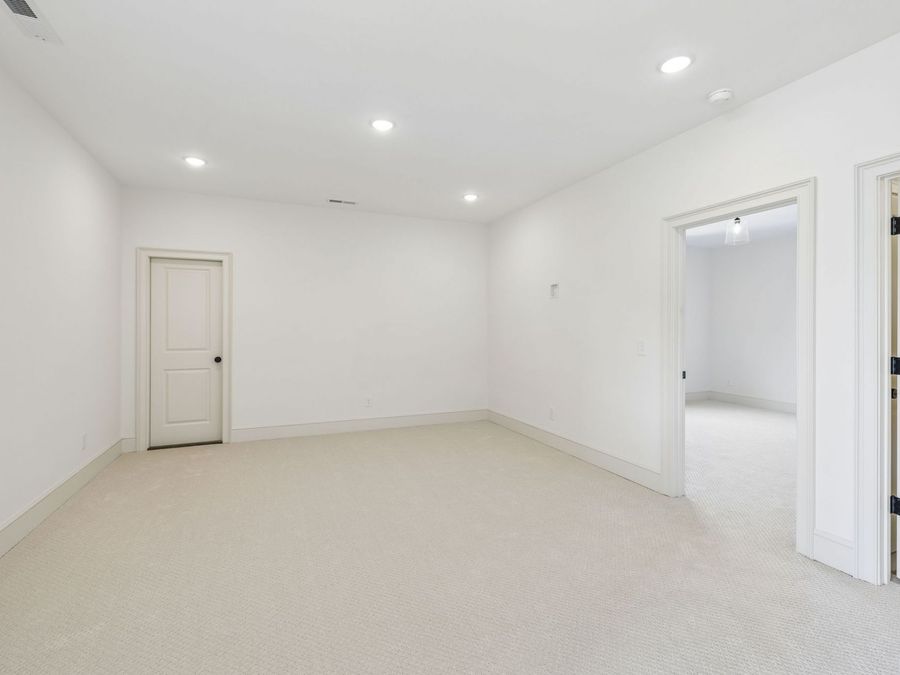 Property Image 76