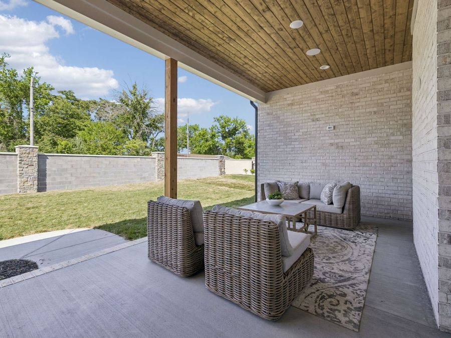 Property Image 80
