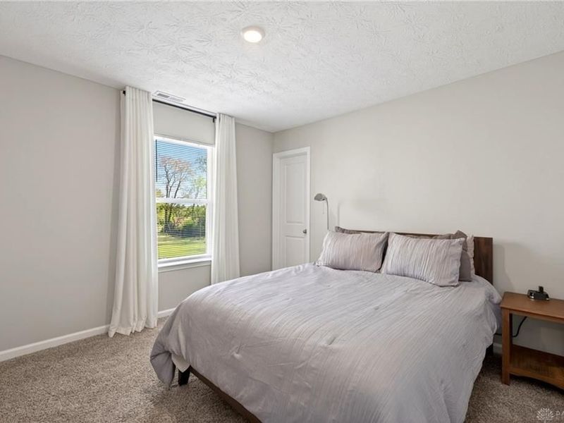 220 Scorsese Street, Springfield, OH 45505 Photo 10