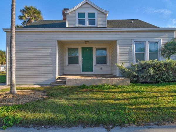 15565 GULF BOULEVARD , REDINGTON BEACH, FL 33708