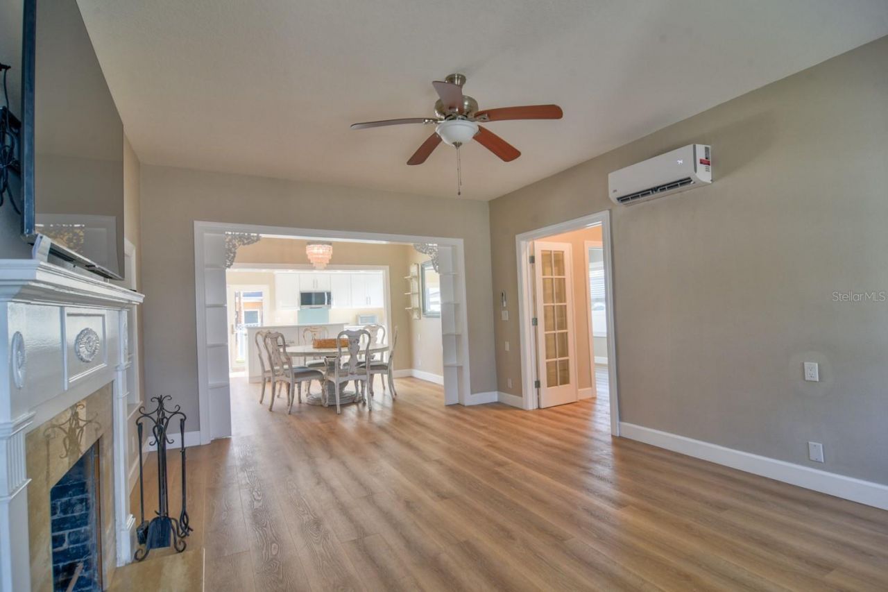 15565 Gulf Boulevard , Redington Beach, FL 33708 Photo