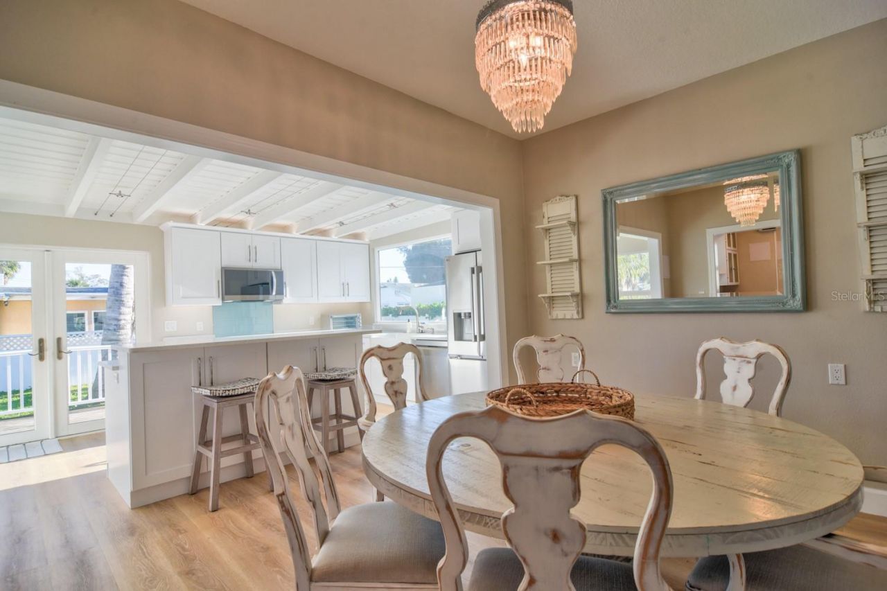 15565 Gulf Boulevard , Redington Beach, FL 33708 Photo