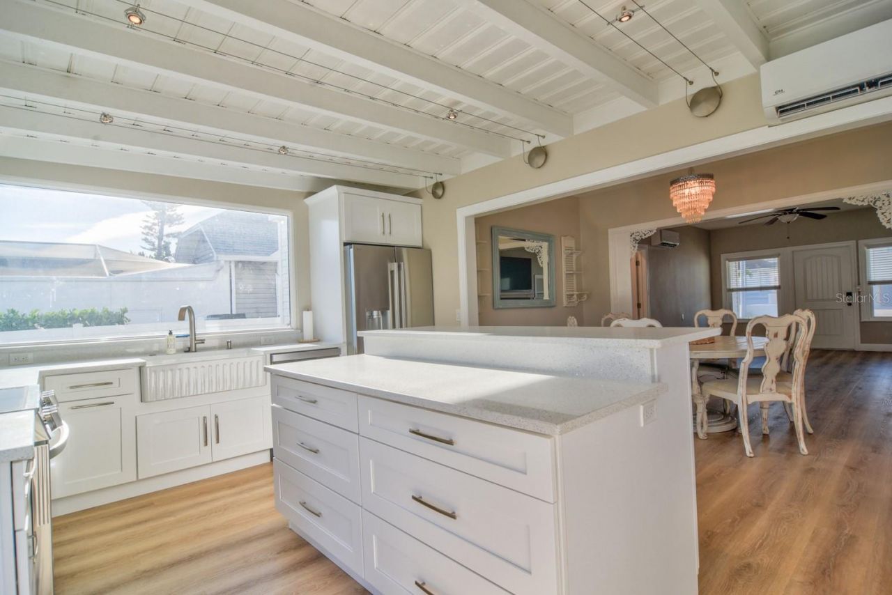 15565 Gulf Boulevard , Redington Beach, FL 33708 Photo