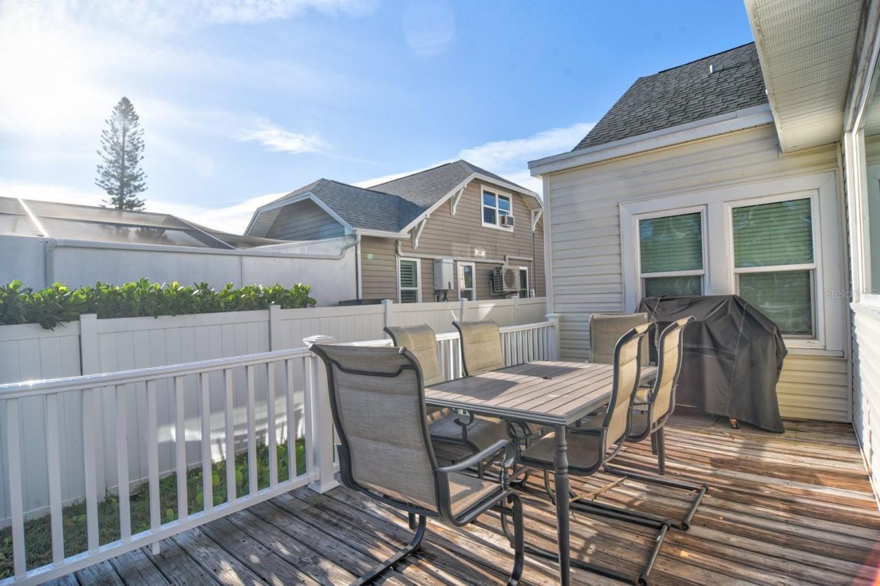 15565 Gulf Boulevard , Redington Beach, FL 33708 Photo