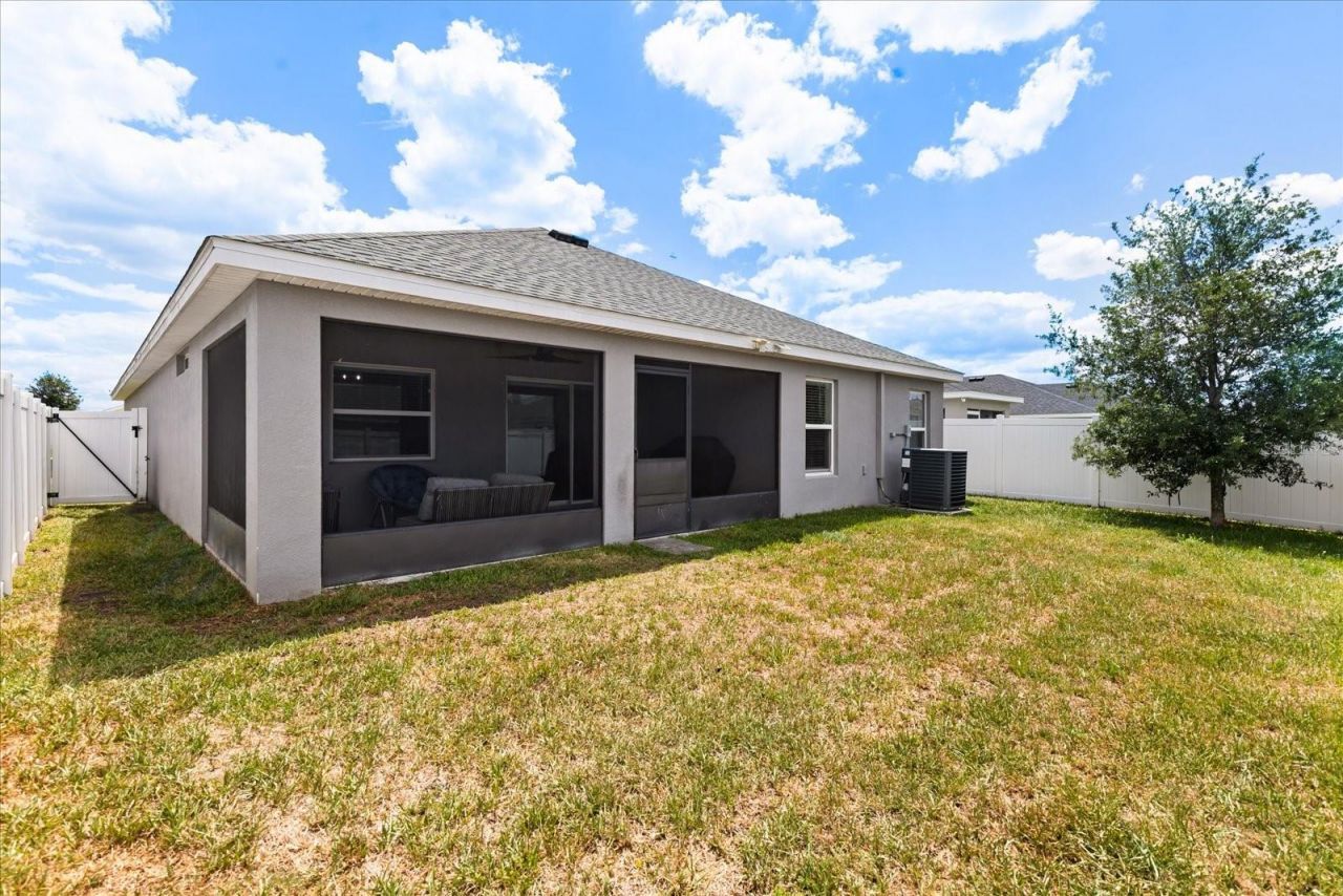 1385 Mezzavalle Way, Auburndale, FL 33823 Photo