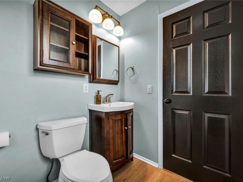 28523 Holly Drive , Olmsted Township, OH 44070 Photo 27