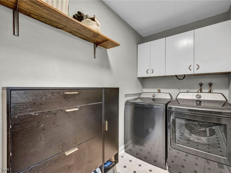 28523 Holly Drive , Olmsted Township, OH 44070 Photo 30