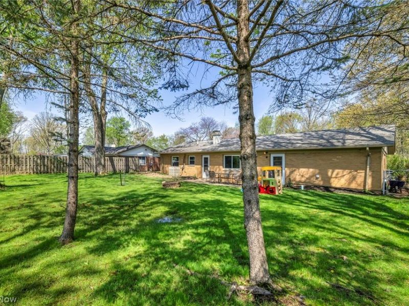 28523 Holly Drive , Olmsted Township, OH 44070 Photo 36