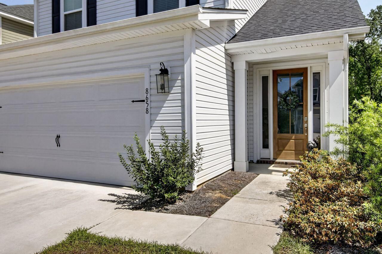 8658 Windsor Hill Boulevard Photo 2