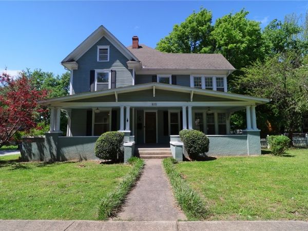 510 N Mount Olive Street , Siloam Springs, AR 72761