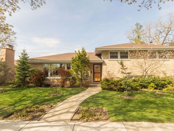 7650 Kenton Avenue , Skokie, IL 60076