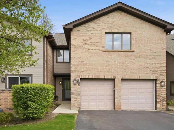 1661 Carmel Court , Hoffman Estates, IL 60169