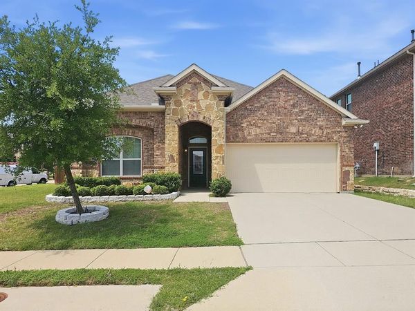 3401 Rosewood Lane, Sachse, TX 75048