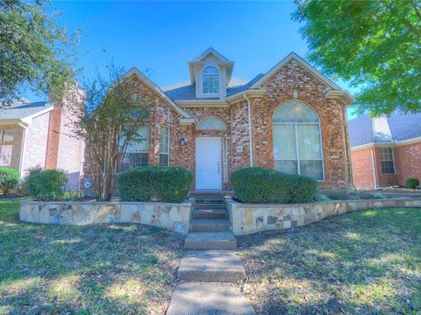 9504 Rodeo Drive, Irving, TX 75063