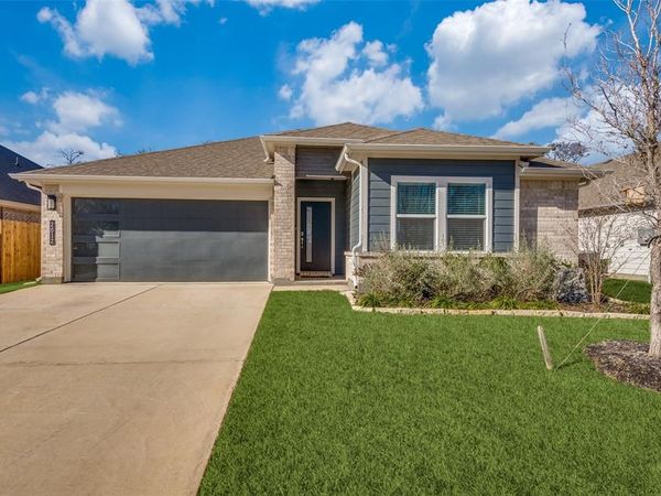 2012 Tawny Drive , Denton, TX 76205