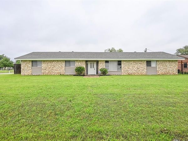 108 S Beverly Street, Crowley, TX 76036