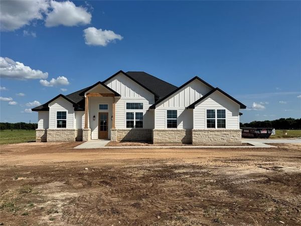 173 Willow Branch Road, McGregor, TX 76657