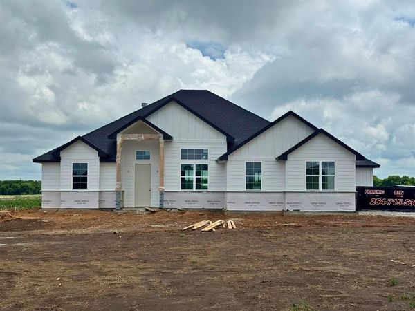 173 Willow Branch Road , McGregor, TX 76657