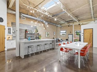 335 S Hall Street, Dallas, TX 75226