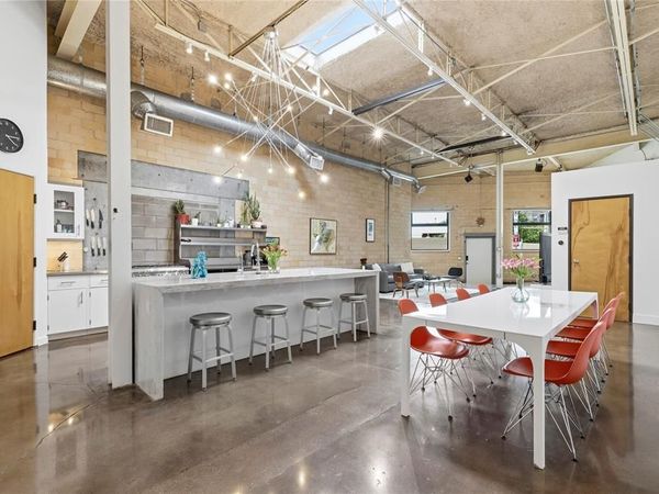 335 S Hall Street, Dallas, TX 75226