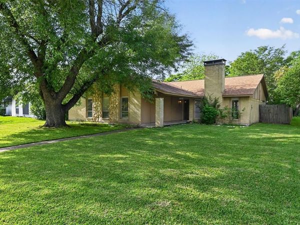 1813 Baylor Drive, Richardson, TX 75081