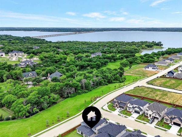 551 Wisteria Street, Lakewood Village, TX 75068