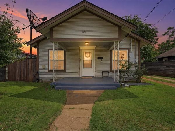 106 May Avenue , Cleburne, TX 76031