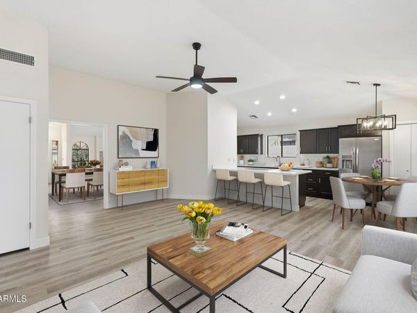 7113 W JULIE Drive, Glendale, AZ 85308