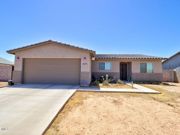 12179 W JENERO Drive, Arizona City, AZ 85123