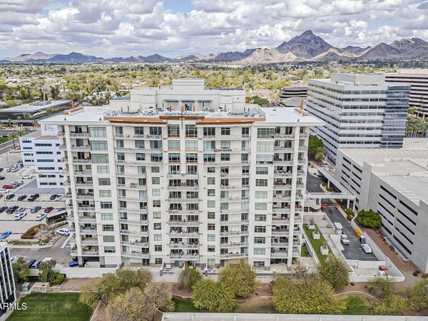 2211 E CAMELBACK Road, Unit 604, Phoenix, AZ 85016