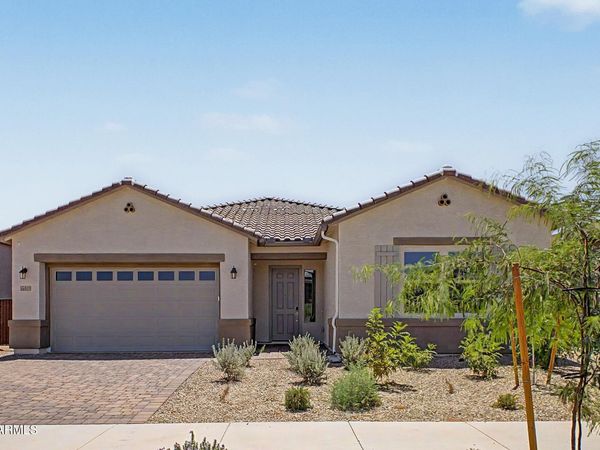 15774 W HACKAMORE Drive, Surprise, AZ 85387