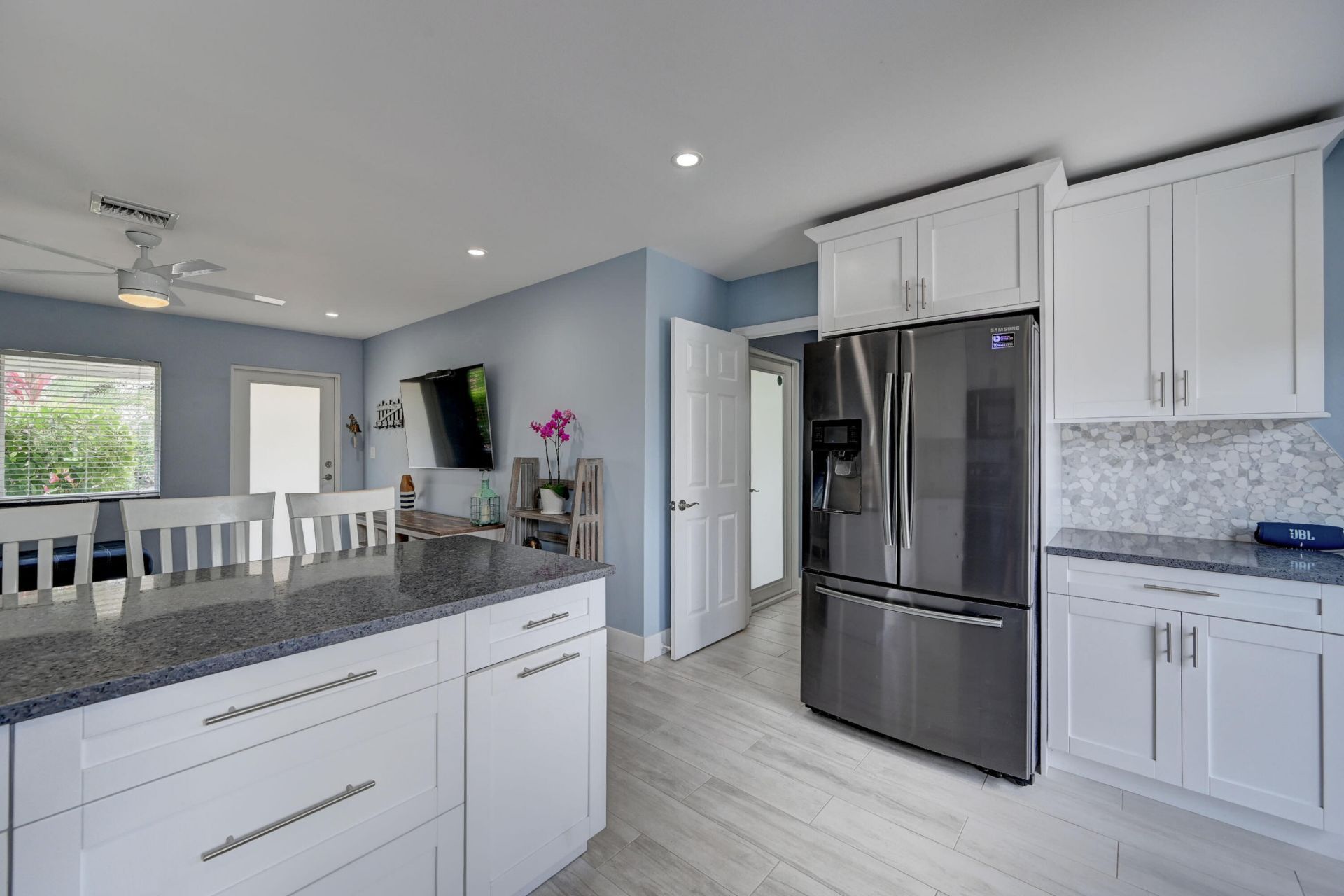 351 NE 41st Street, Oakland Park, FL 33334 Photo