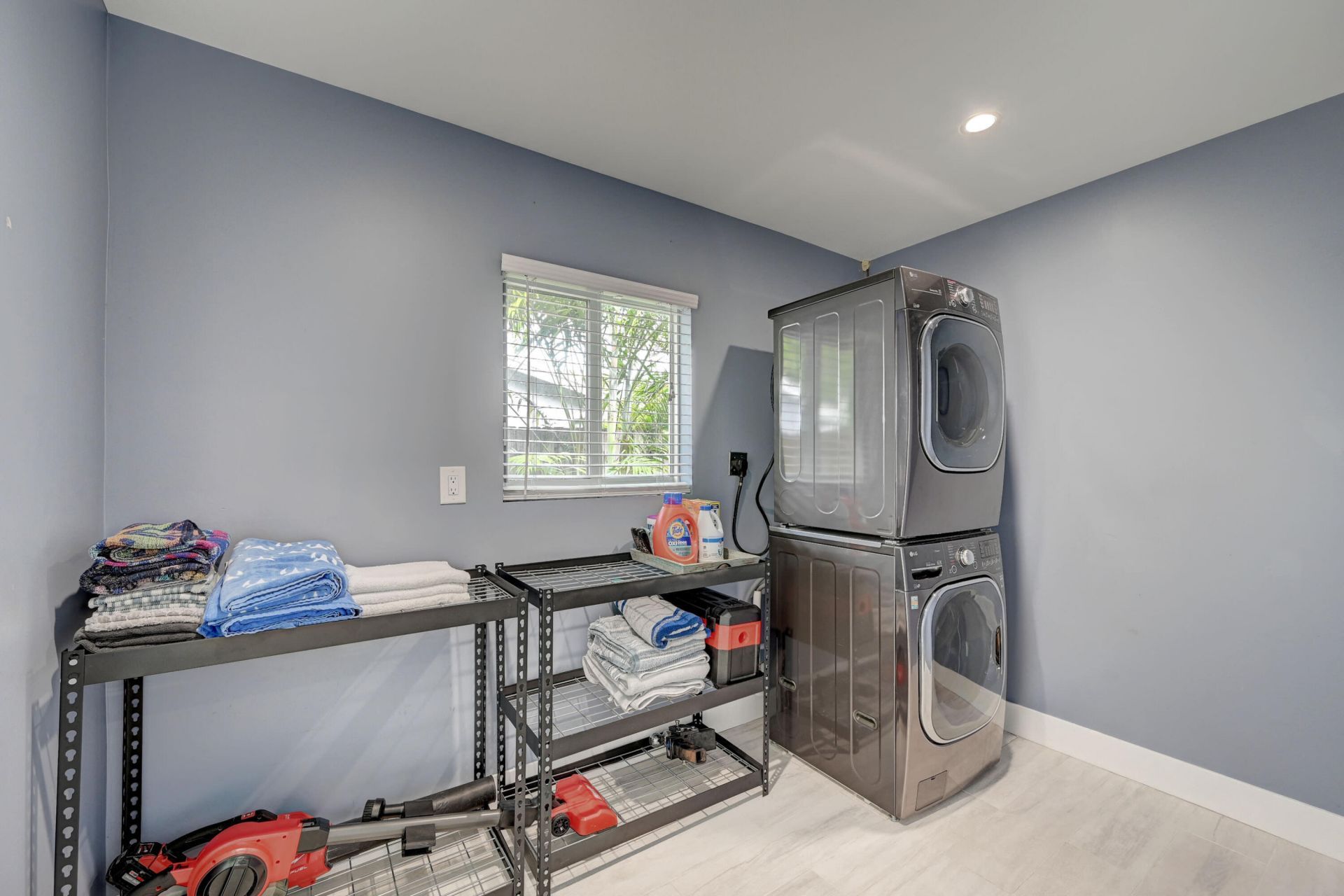 351 NE 41st Street, Oakland Park, FL 33334 Photo