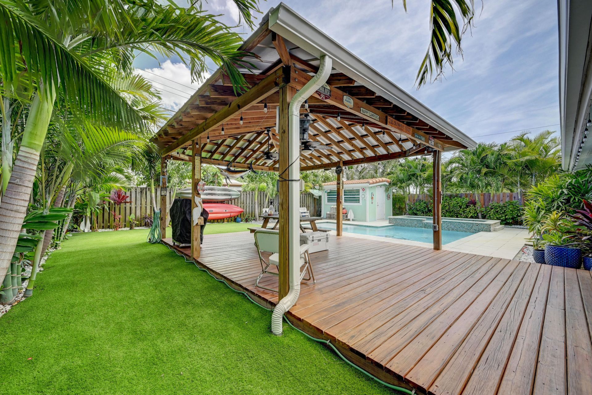 351 NE 41st Street, Oakland Park, FL 33334 Photo