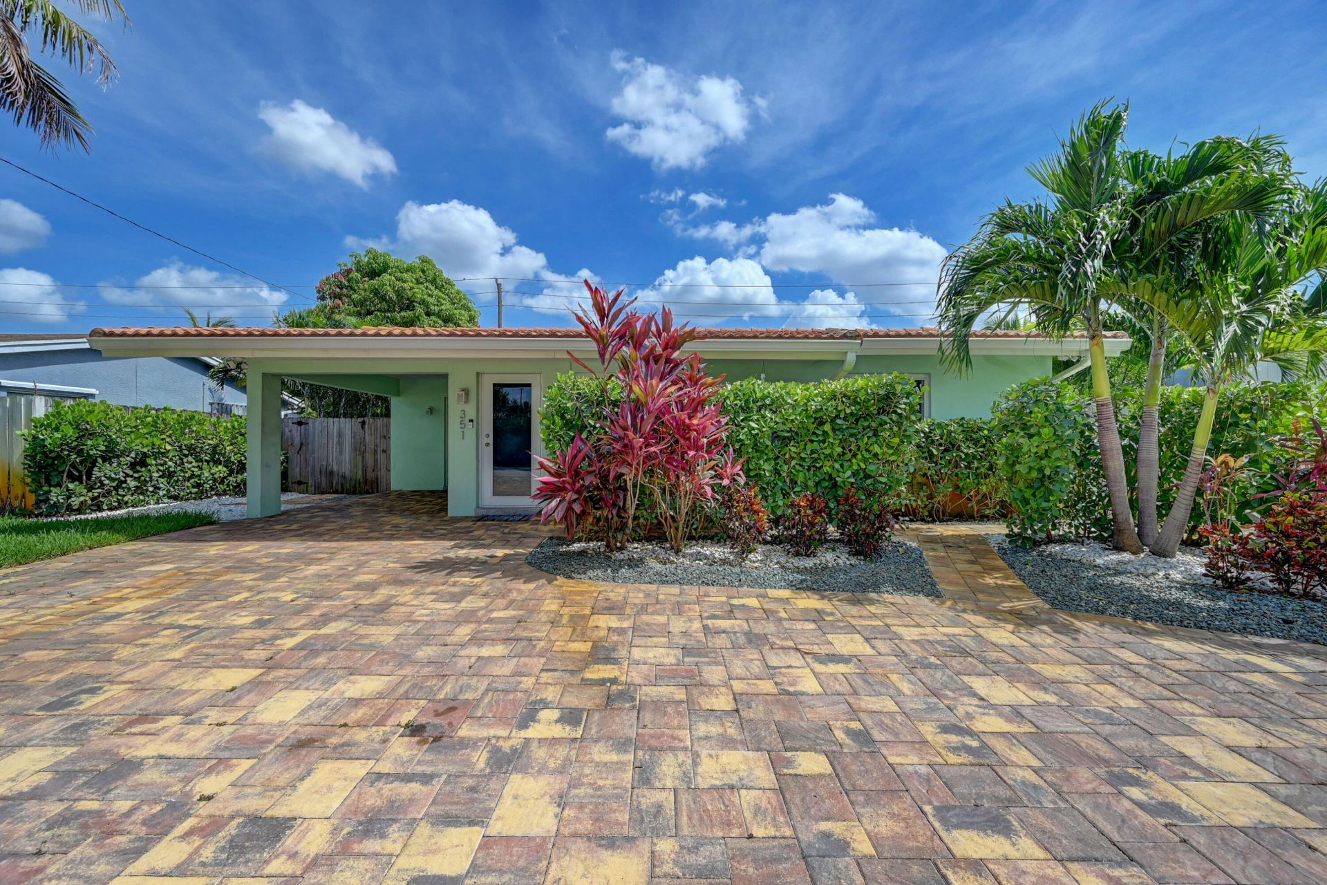 351 NE 41st Street, Oakland Park, FL 33334 Photo