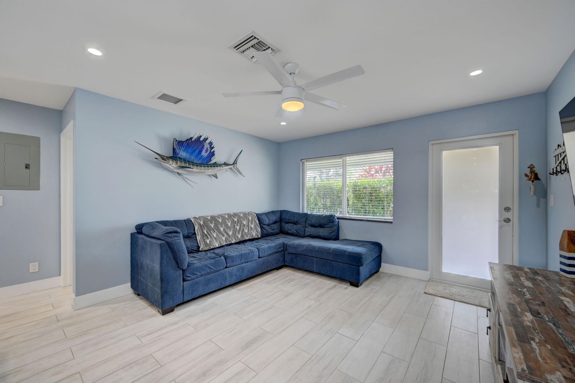 351 NE 41st Street, Oakland Park, FL 33334 Photo