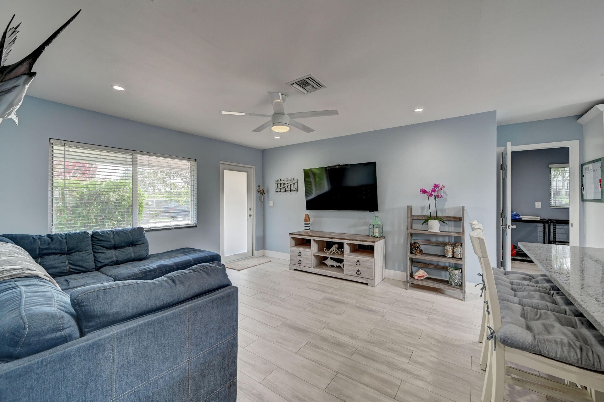 351 NE 41st Street, Oakland Park, FL 33334 Photo