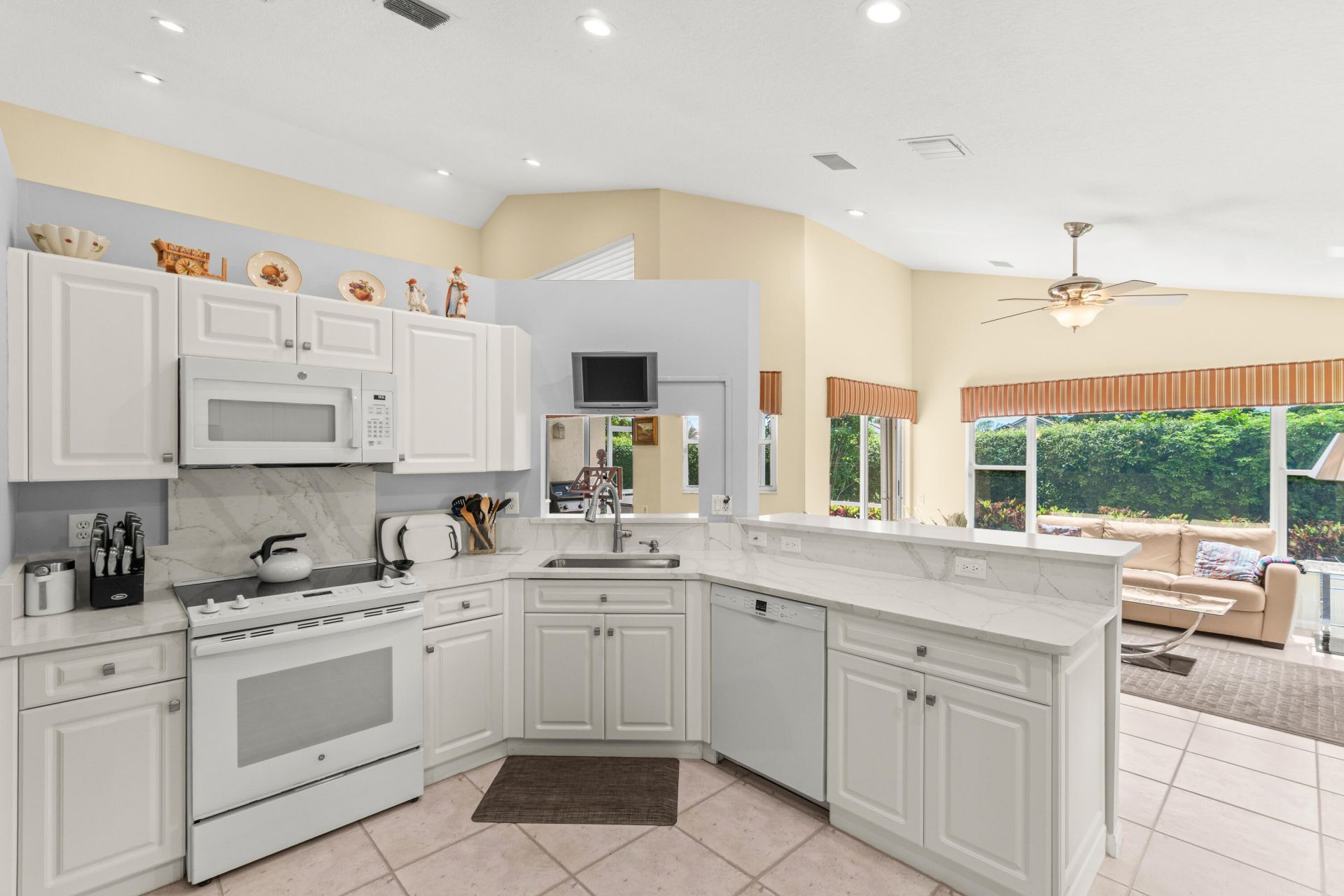 6952 Grenelefe Road, Boynton Beach, FL 33437 Photo