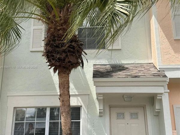 16747 Hemingway Dr , Weston, FL 33326